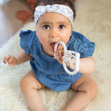 Sophie the Giraffe SoPure Teething Ring Sophie the Giraffe SoPure Teething Ring